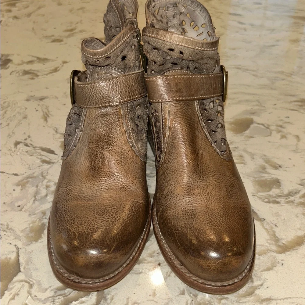BED STU "HEATHER" DISTRESSED ANKLE SIDE ZIP BOOTS SIZE 8.5 - Picture 3 of 10